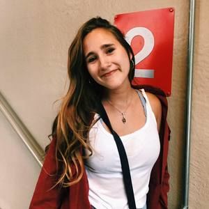 Meet your Posher, Karis